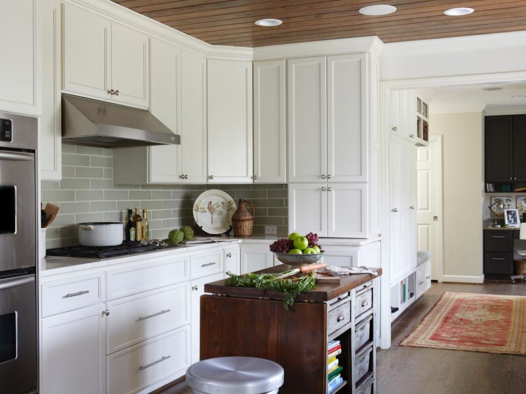 Choosing Kitchen Cabinets Hgtv Floor To Ceiling 25 1024x768 1 